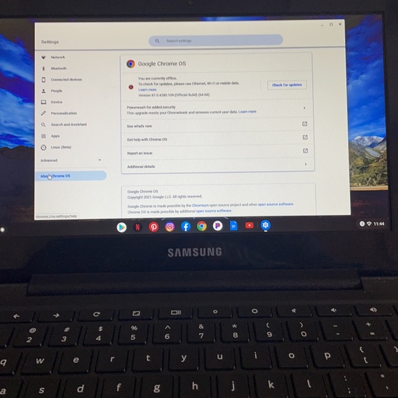 Samsung chrome book - Picture 7 of 8